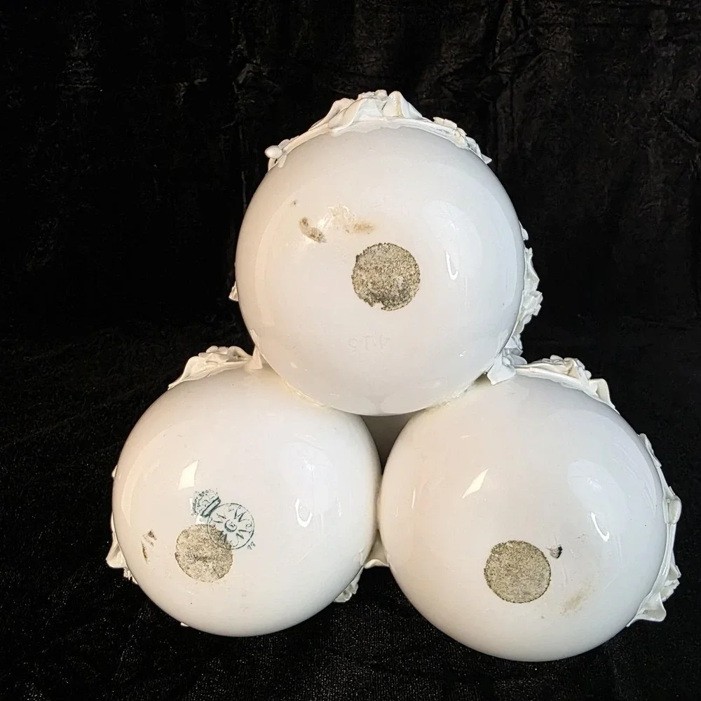 1877 Antique Royal Worcester‎ Aesthetic Movement Four Well Globe Bud Vase White